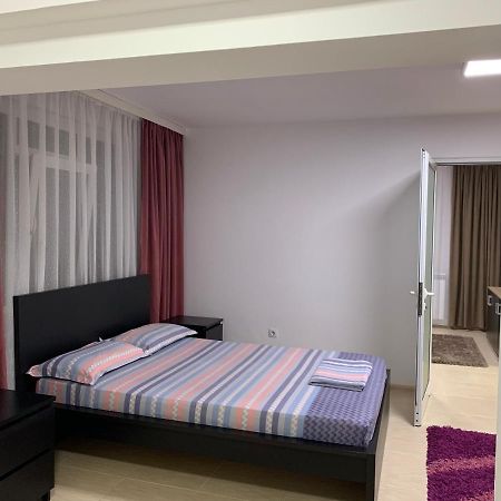 Eli Apartment Galaţi Buitenkant foto