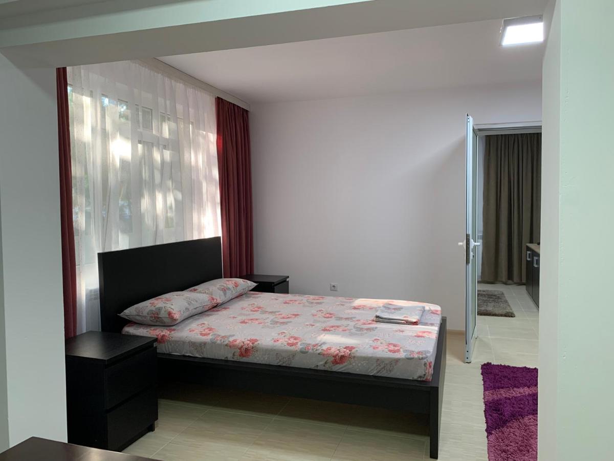 Eli Apartment Galaţi Buitenkant foto